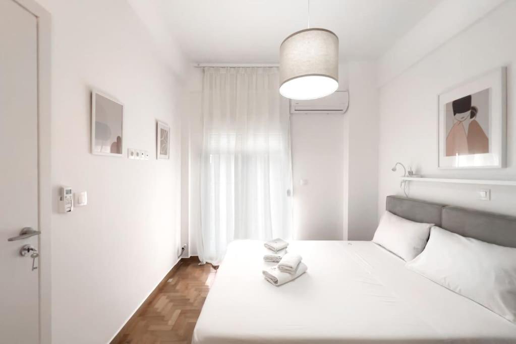 Spacious Penthouse Near Downtown Атина Екстериор снимка